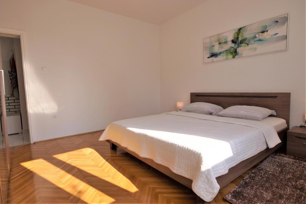 Apartment Deni Pula Extérieur photo
