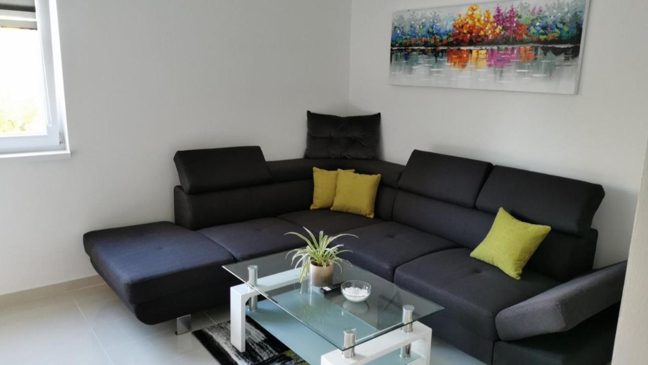 Apartment Deni Pula Extérieur photo