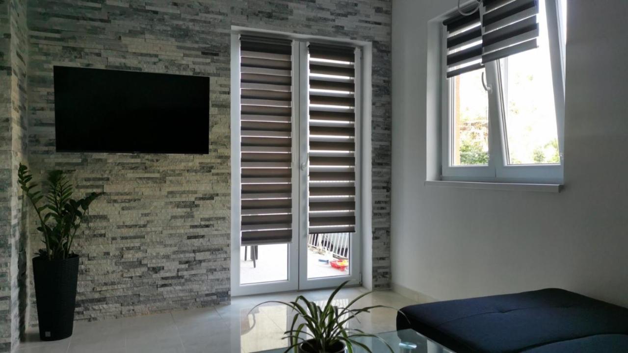 Apartment Deni Pula Extérieur photo